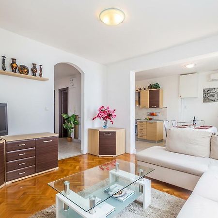 Apartment Lucky 1 ริเยกา ภายนอก รูปภาพ